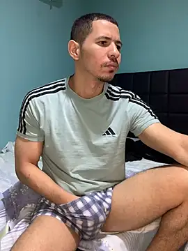 Snapshot of steven_clain chatting on 01.14.25 steven clain online show from 01.14.25