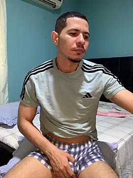 Snapshot of steven_clain chatting on 01.26.25 steven clain online show from 01.26.25