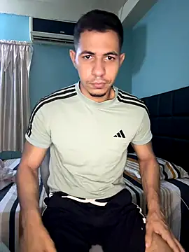 Snapshot of steven_clain chatting on 09.13.25 steven clain online show from 09.13.25