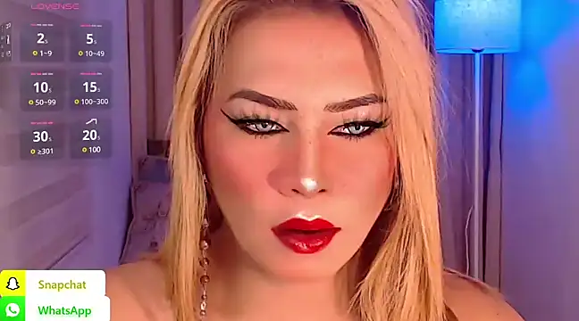 QUEEN GIAMOORE69 online show from 01.03.25