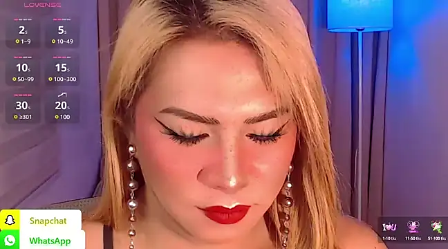 QUEEN GIAMOORE69 online show from 01.05.25