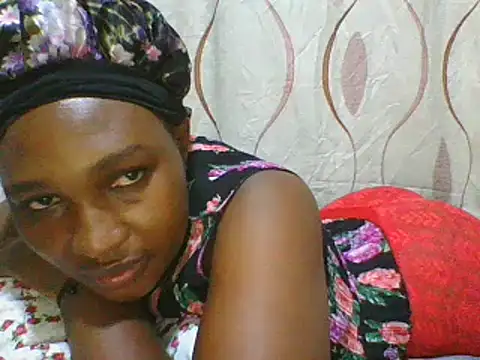 Snapshot of cute_lavenda chatting on 03.10.25 cute lavenda online show from 03.10.25