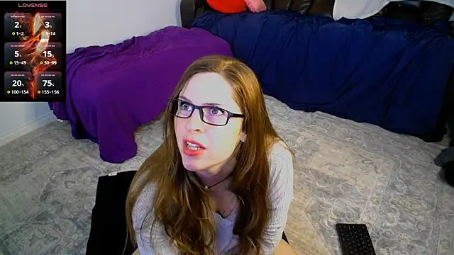 Snapshot of Scarlett_Gushes chatting on 11.27.25 Scarlett Gushes online show from 11.27.25