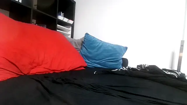 Snapshot of crazylemy chatting on 10.25.25 crazylemy online show from 10.25.25