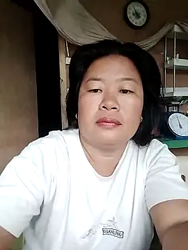 Snapshot of lickmepussy21 chatting on 09.24.25 lickmepussy21 online show from 09.24.25