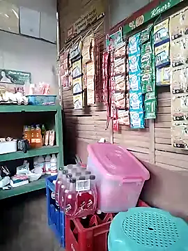 Snapshot of lickmepussy21 chatting on 11.21.25 lickmepussy21 online show from 11.21.25