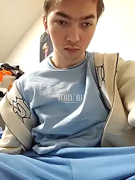 BigJuicy18cm online show from 02.19.25