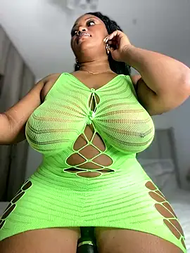 Snapshot of Hyra_Ari chatting on 01.09.26 Hyra Ari online show from 01.09.26