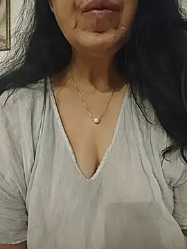 Susannemilf online show from 05.08.26