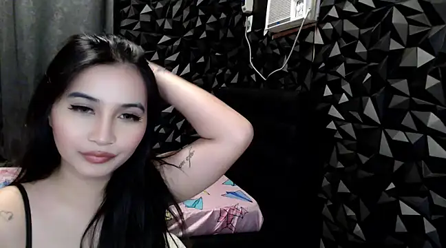 Snapshot of _Bellatrixy_ chatting on 12.28.24 Bellatrixy online show from 12.28.24