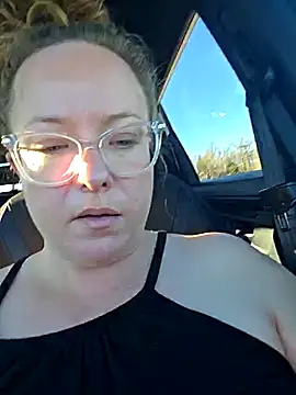 julimonroe online show from 03.18.25