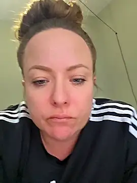 julimonroe online show from 03.22.26