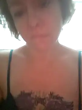 julimonroe online show from 04.25.26