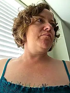 julimonroe online show from 05.11.26