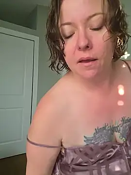 julimonroe online show from 05.16.26