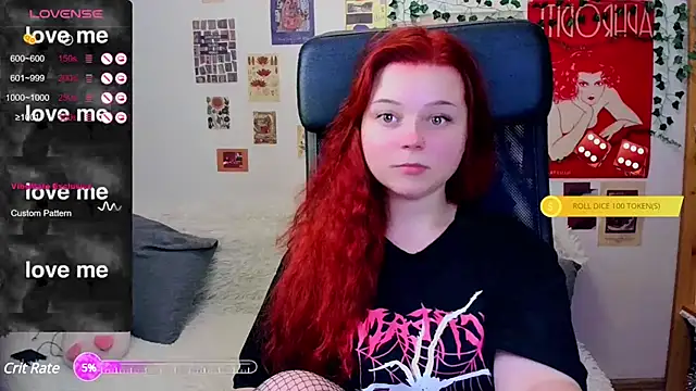 Snapshot of StellaMilla chatting on 01.30.25 StellaMilla online show from 01.30.25