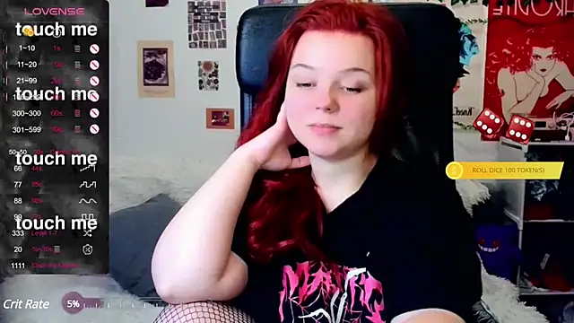 Snapshot of StellaMilla chatting on 01.31.25 StellaMilla online show from 01.31.25