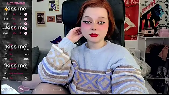 Snapshot of StellaMilla chatting on 02.17.25 StellaMilla online show from 02.17.25