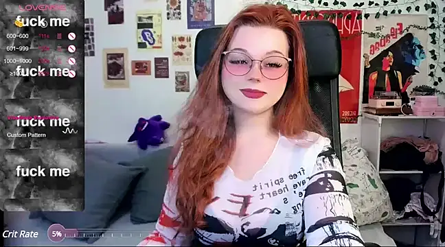 Snapshot of StellaMilla chatting on 02.19.25 StellaMilla online show from 02.19.25