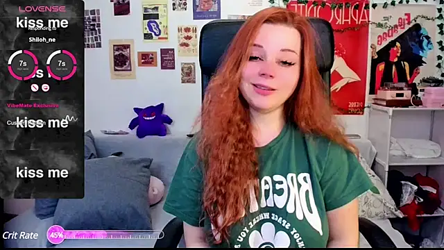 Snapshot of StellaMilla chatting on 02.21.25 StellaMilla online show from 02.21.25