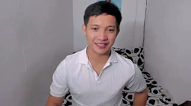 xSebastian19 online show from 12.16.24