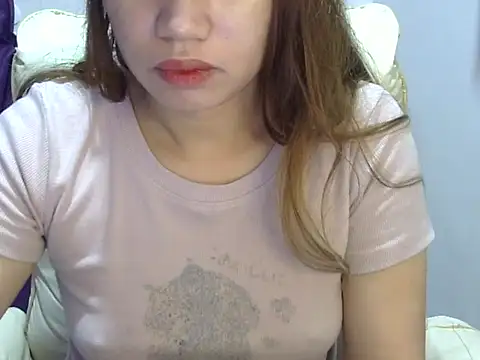    zurIII09  online show from 04.19.26