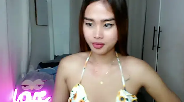 Snapshot of princessjadexx chatting on 12.22.24 princessjadexx online show from 12.22.24