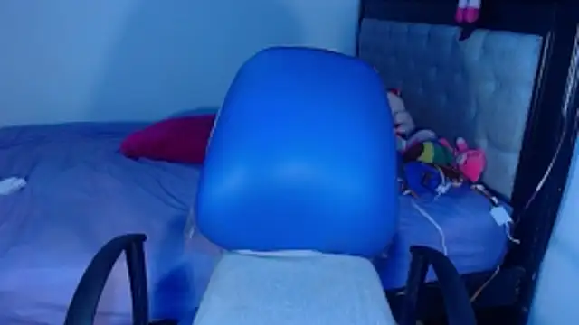 Pamelanicole online show from 11.26.25