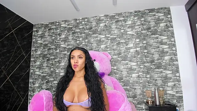 HeidyWillss online show from 01.10.25