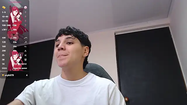 Snapshot of bad_giirl_ chatting on 12.26.24 bad giirl online show from 12.26.24