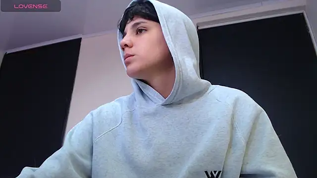 Snapshot of bad_giirl_ chatting on 02.12.25 bad giirl online show from 02.12.25