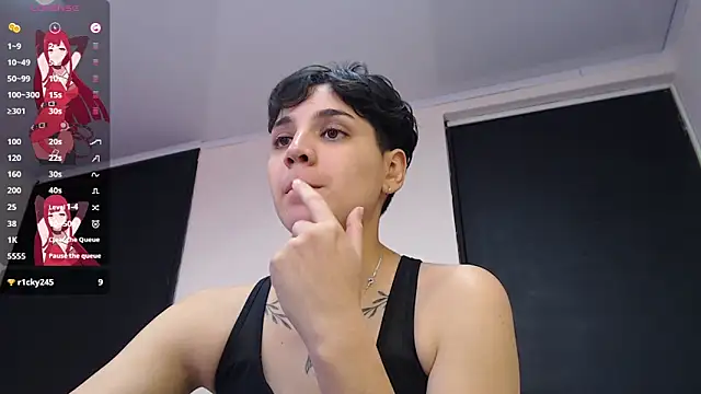 Snapshot of bad_giirl_ chatting on 02.14.25 bad giirl online show from 02.14.25