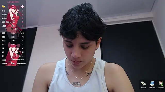 Snapshot of bad_giirl_ chatting on 02.28.25 bad giirl online show from 02.28.25