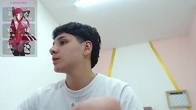 Snapshot of bad_giirl_ chatting on 10.27.25 bad giirl online show from 10.27.25