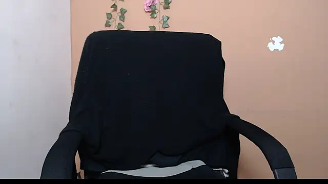 Snapshot of Hellensextits chatting on 12.07.24 Hellensextits online show from 12.07.24