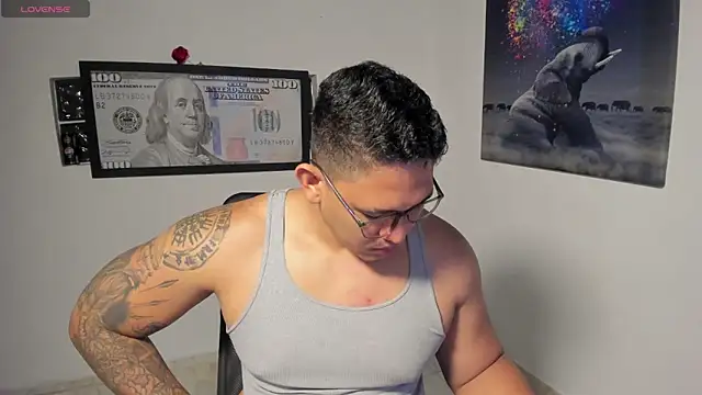 Colton Massif online show from 11.20.25