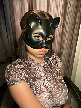 nenalayla online show from 09.17.25