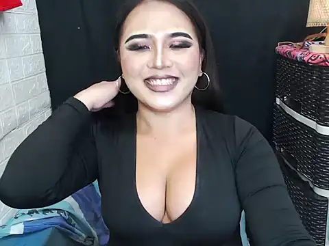 Snapshot of x12inchanaconda chatting on 12.05.25 x12inchanaconda online show from 12.05.25