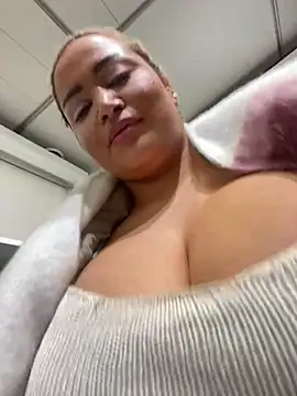 EmiliaPetrova online show from 03.14.25