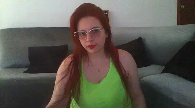lorenitabella online show from 03.15.25