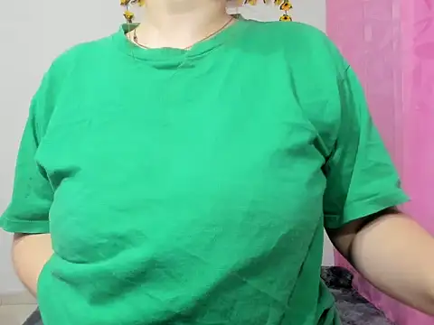 lorenitabella online show from 09.09.25