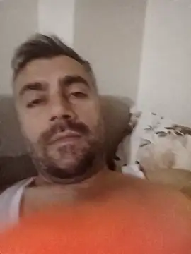 Snapshot of kevgir08 chatting on 10.26.25 kevgir08 online show from 10.26.25