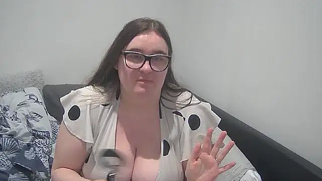 Rebecca Summer online show from 01.14.25