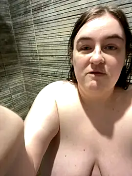 Rebecca Summer online show from 10.02.25