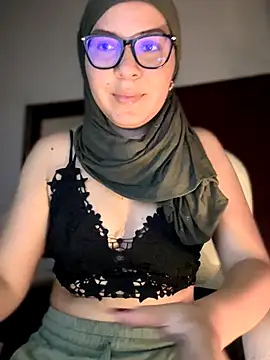 MatchedEyebrow online show from 09.18.25