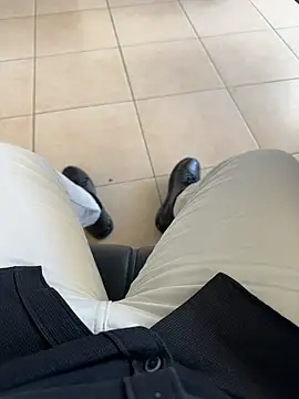 S2kicibey06 online show from 03.22.25