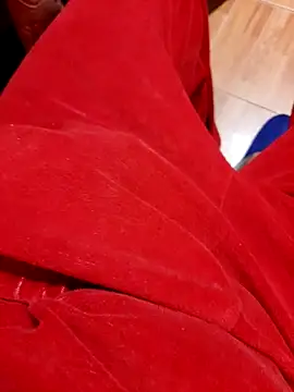 feet toes online show from 10.17.25