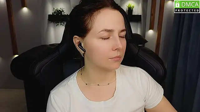 Mira Mermayd online show from 03.19.25