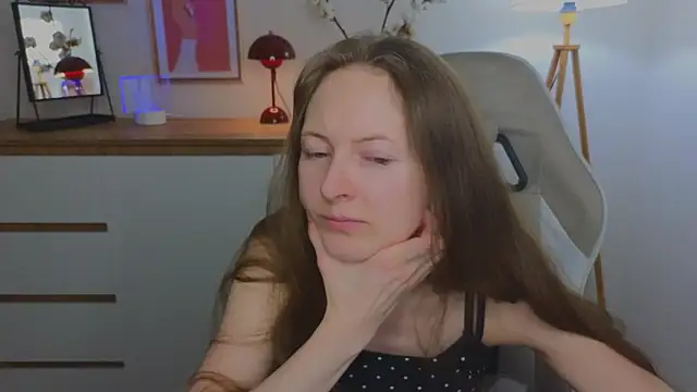 freya nilsson online show from 12.17.24