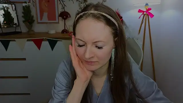 freya nilsson online show from 12.30.24